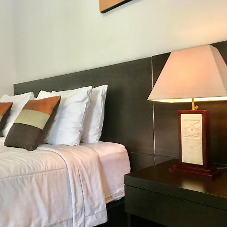 The Celuk Homestay Jimbaran Eksteriør billede